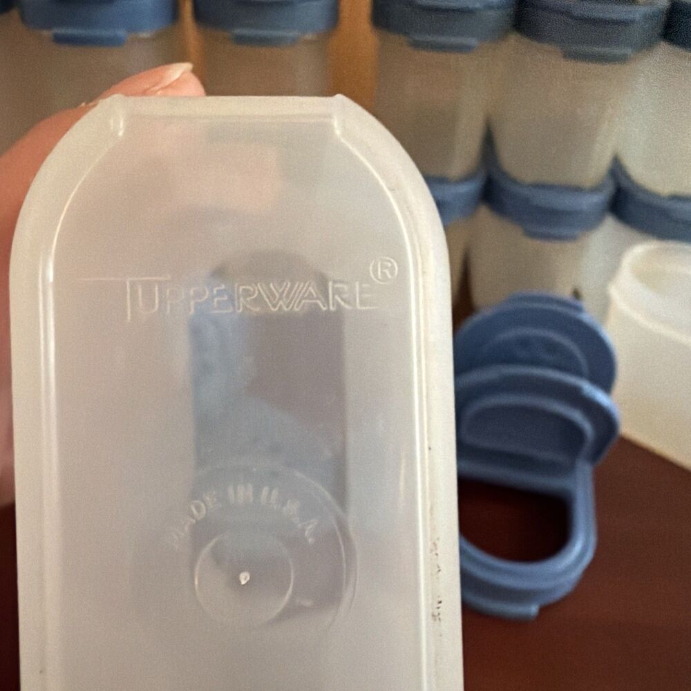 Tupperware Vintage Classic Blue Modular Mates Spice Shaker Containers Set of 20! - Picture 13 of 13